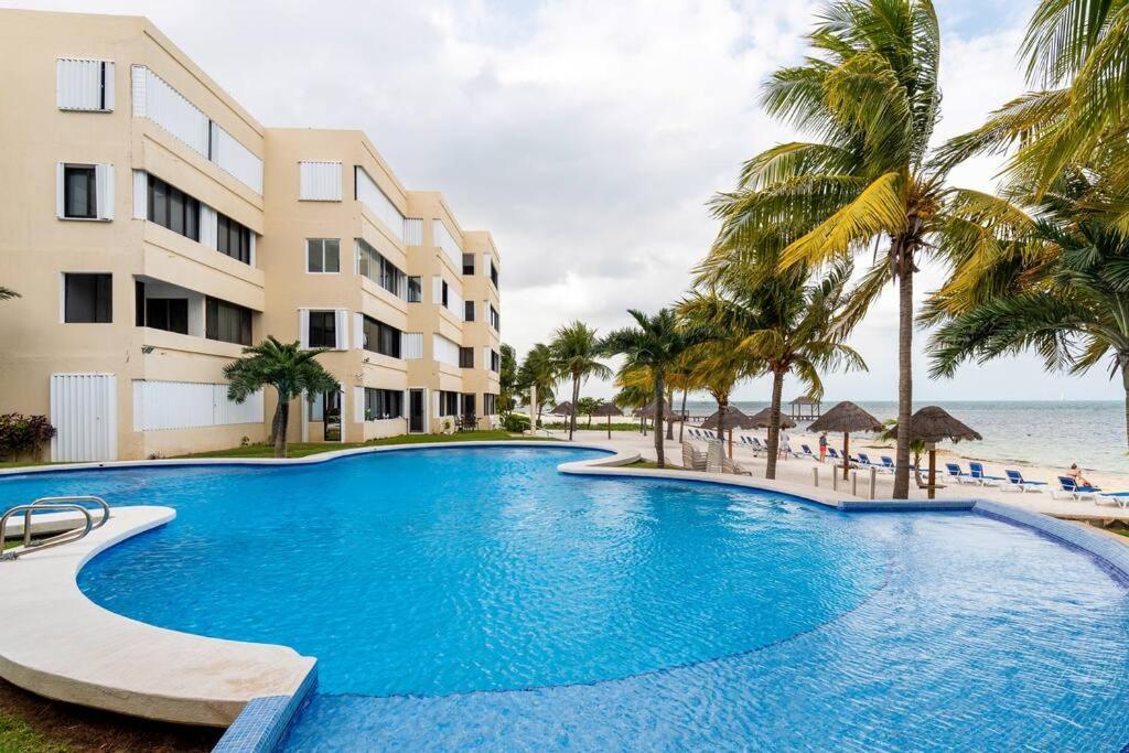 Departamento Frente Al Mar - Kiara Apartamento Cancún Exterior foto